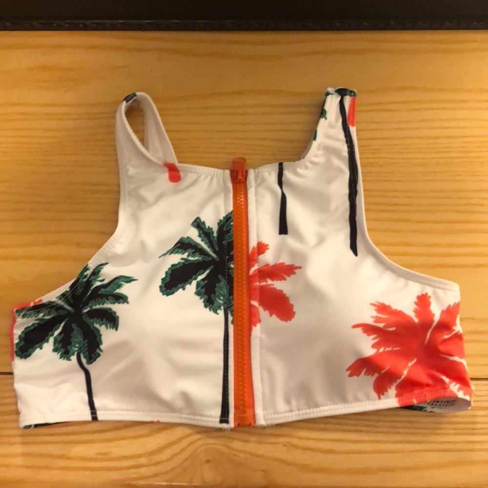 Like new palm tree bikini top!